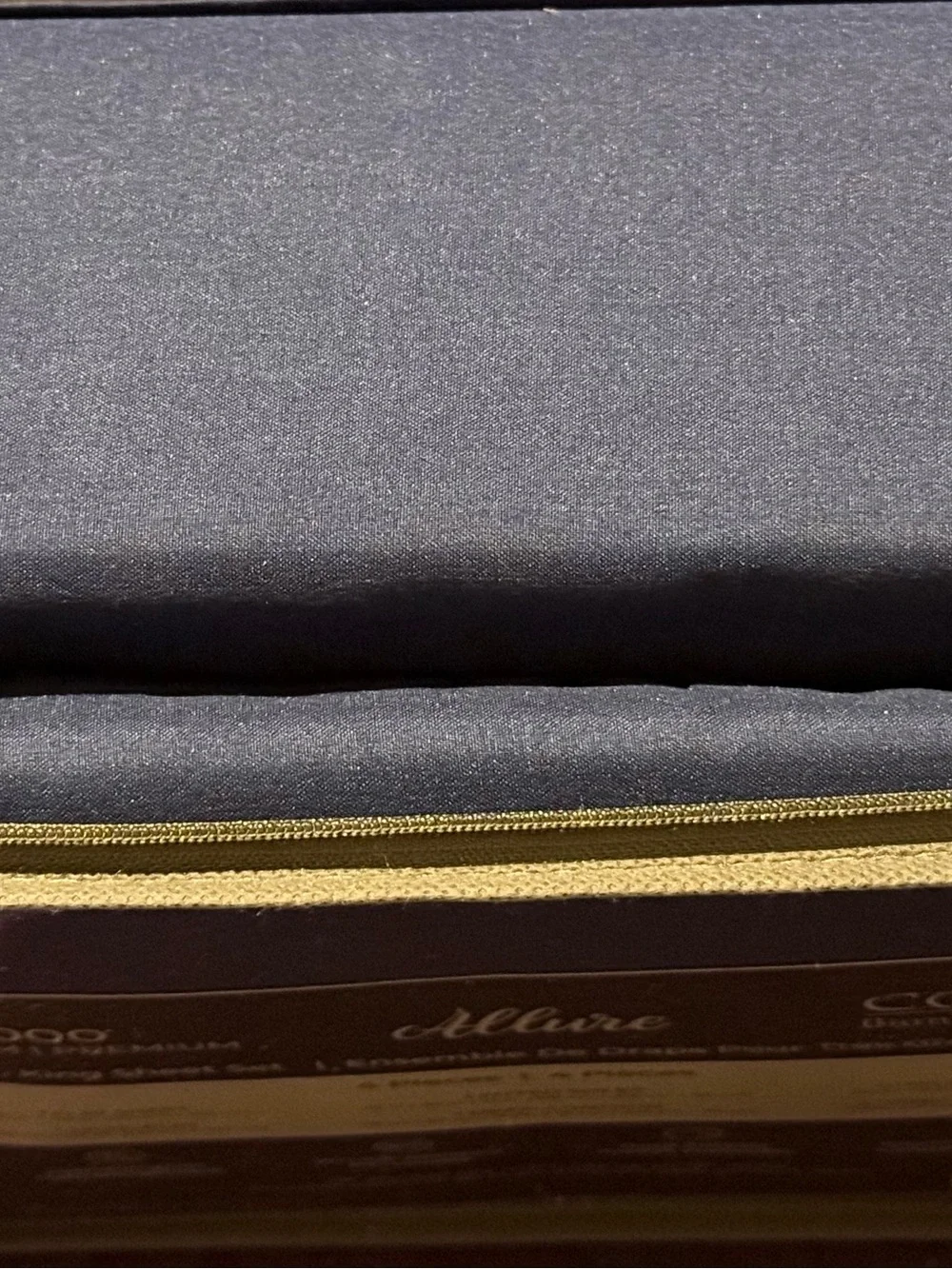 Allure premium king